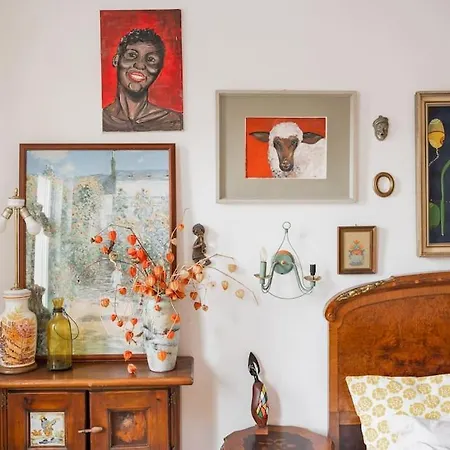 Theatre Art Residence-2